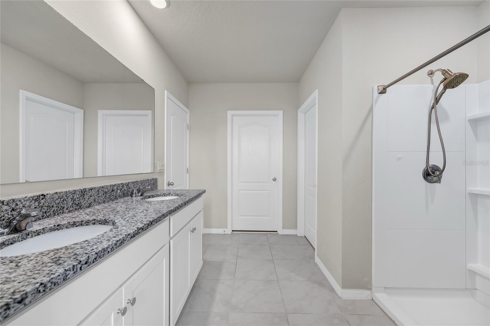 529 Talisi Loop Property Photo 21
