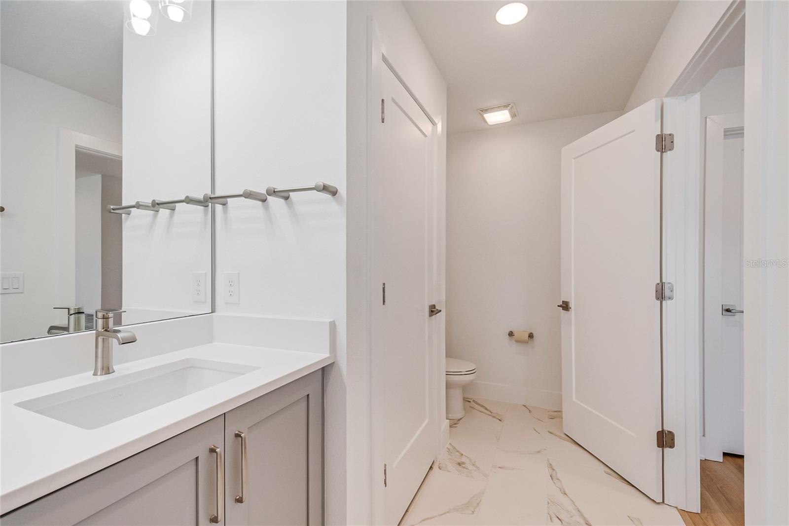 12574 Willstatter Ave Property Photo 44