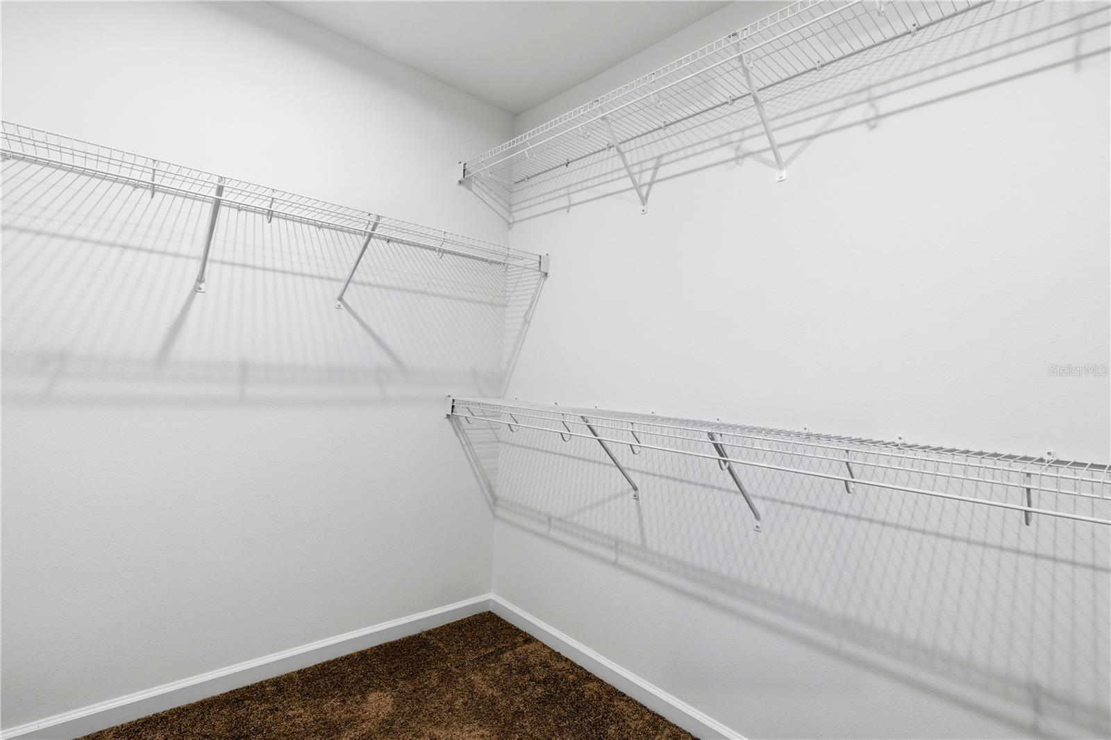 9844 Walkway Dr Property Photo 14