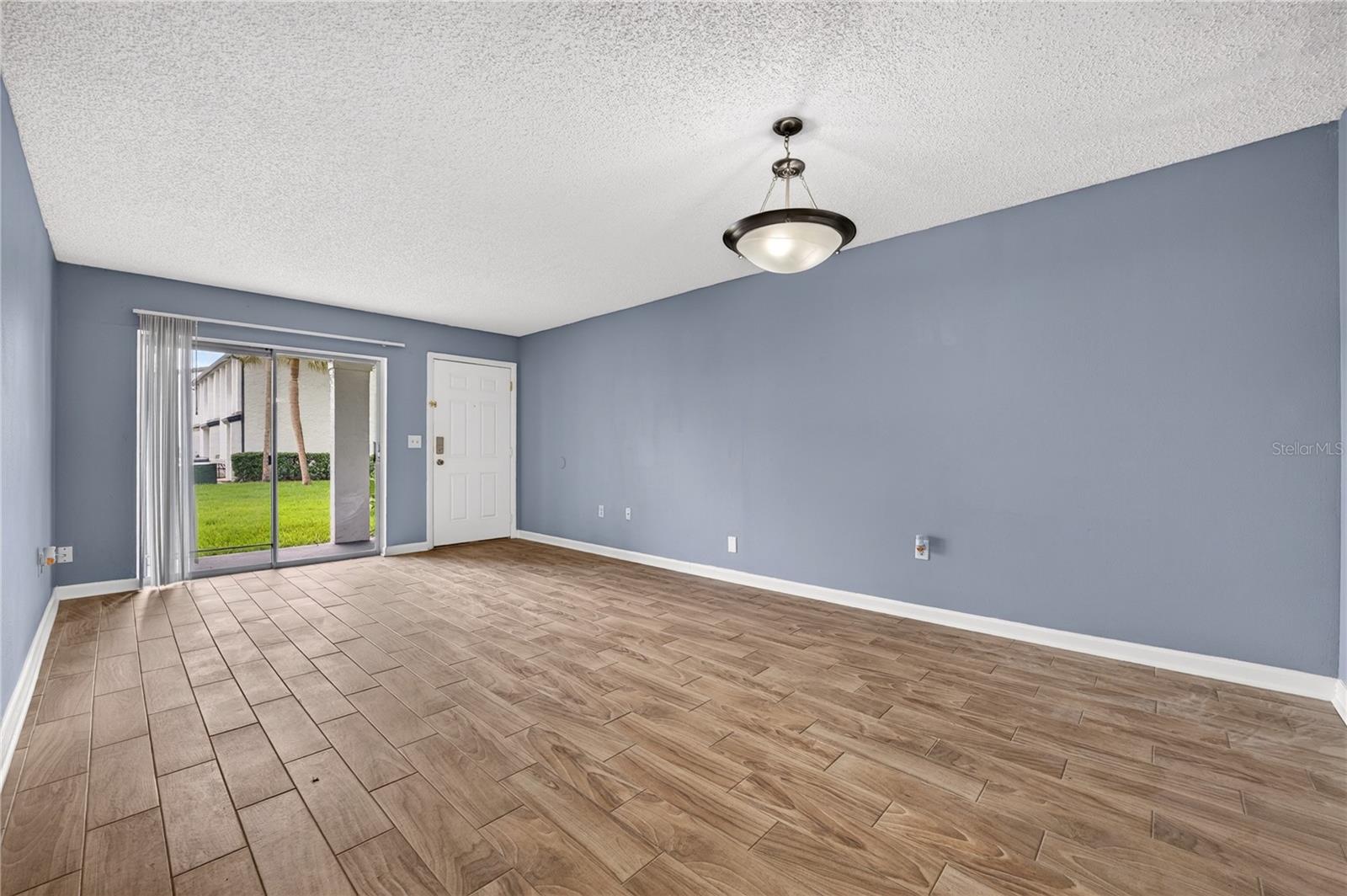 4203 S. Semoran Blvd #12 Property Photo 5