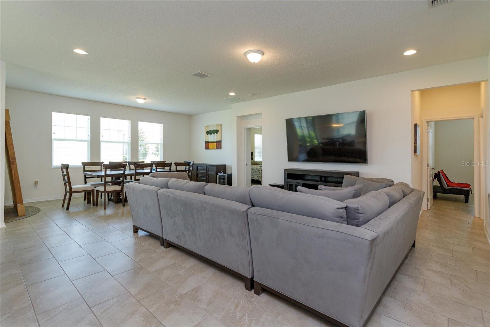 16707 Sanctuary Dr Property Photo 8