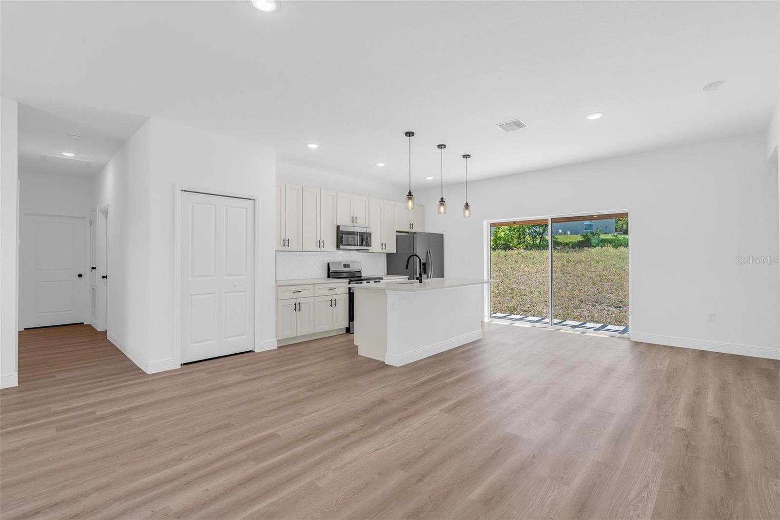 2386 Sw 168th Loop Property Photo 12