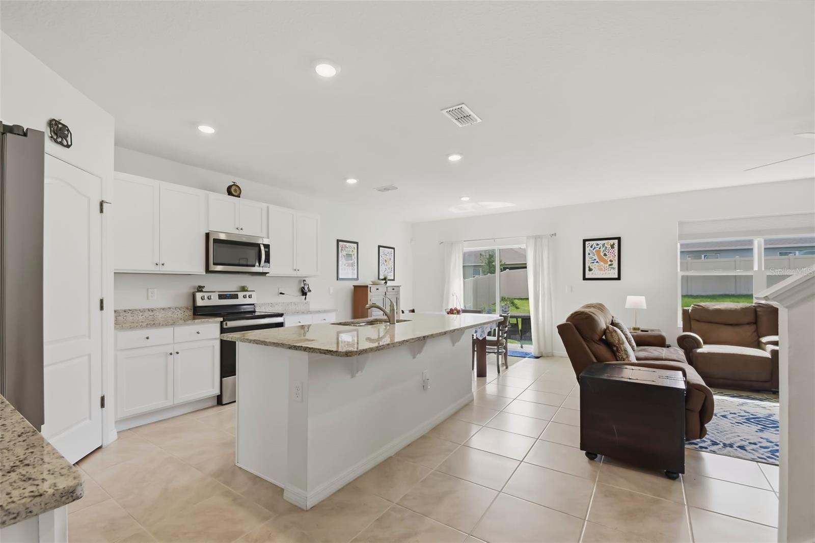 33428 Country House Dr Property Photo 3