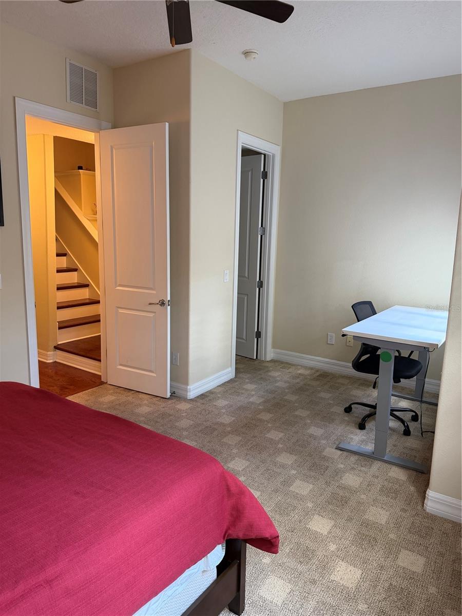 1009 Elmwood St #1009 Property Photo 20