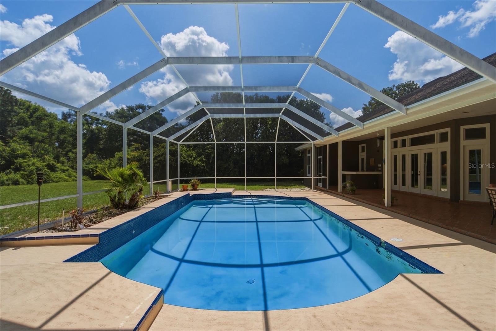 2260 Langley Cir Property Photo 39