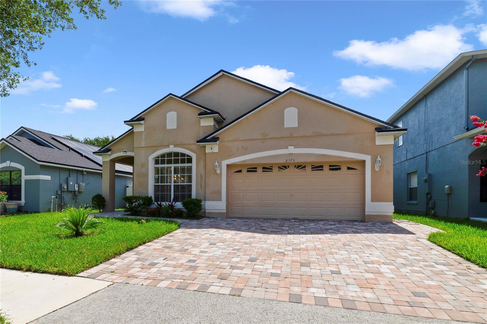 8376 PORT LANCASHIRE DR