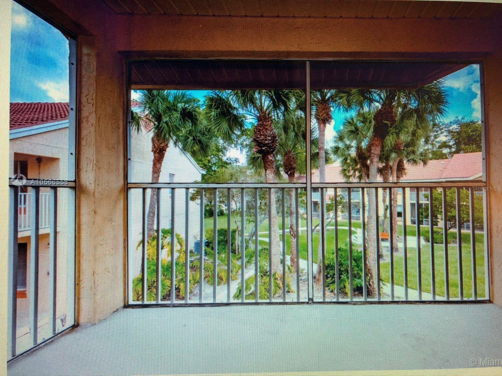1040 Coral Springs Clb #1040 Property Photo 6
