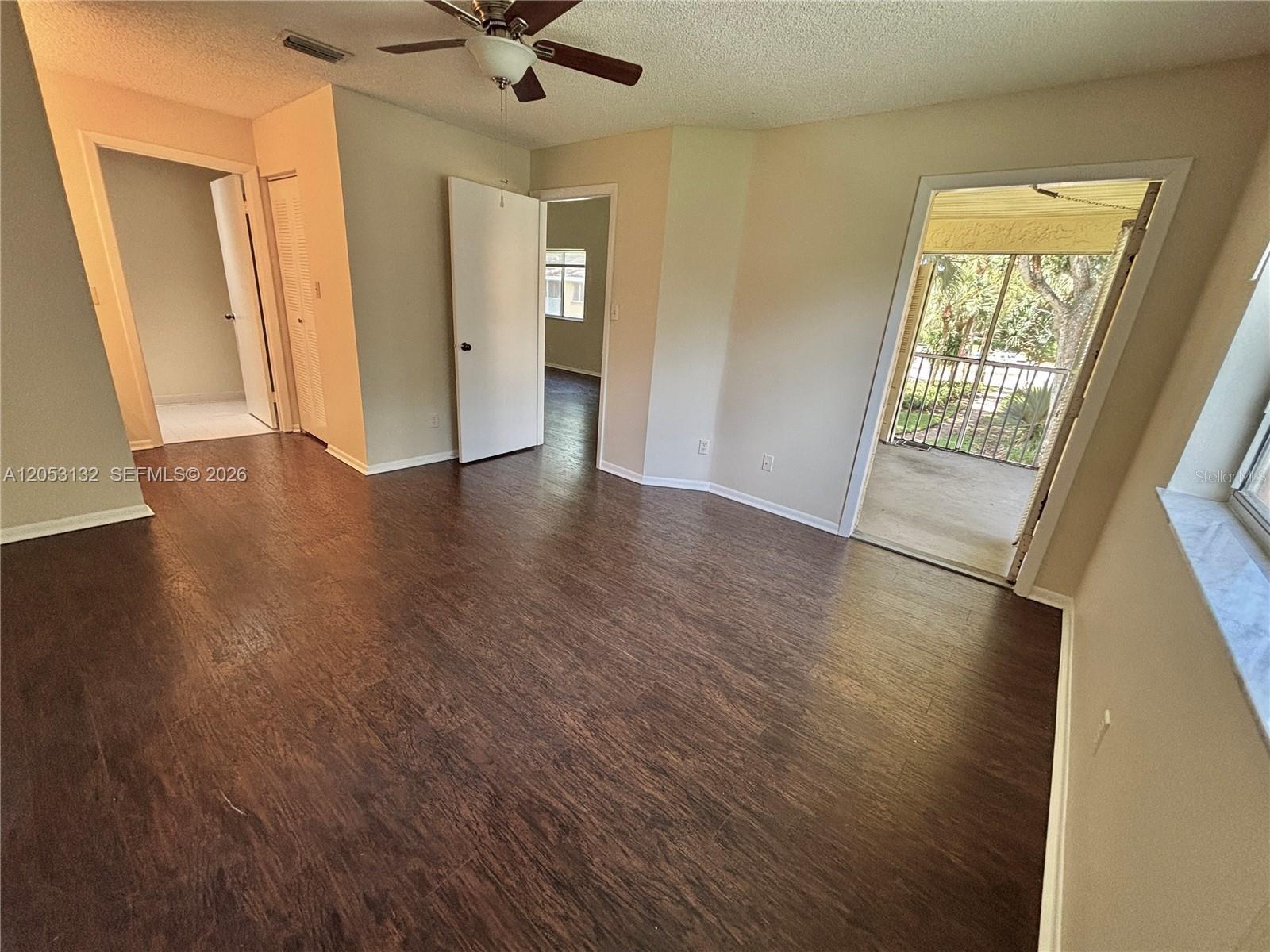 1040 Coral Springs Clb #1040 Property Photo 12
