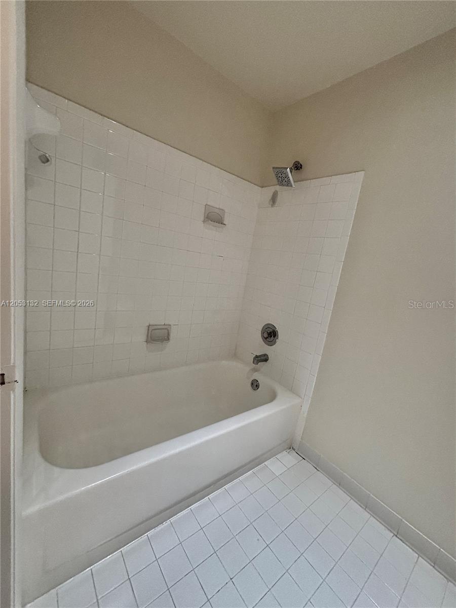 1040 Coral Springs Clb #1040 Property Photo 18
