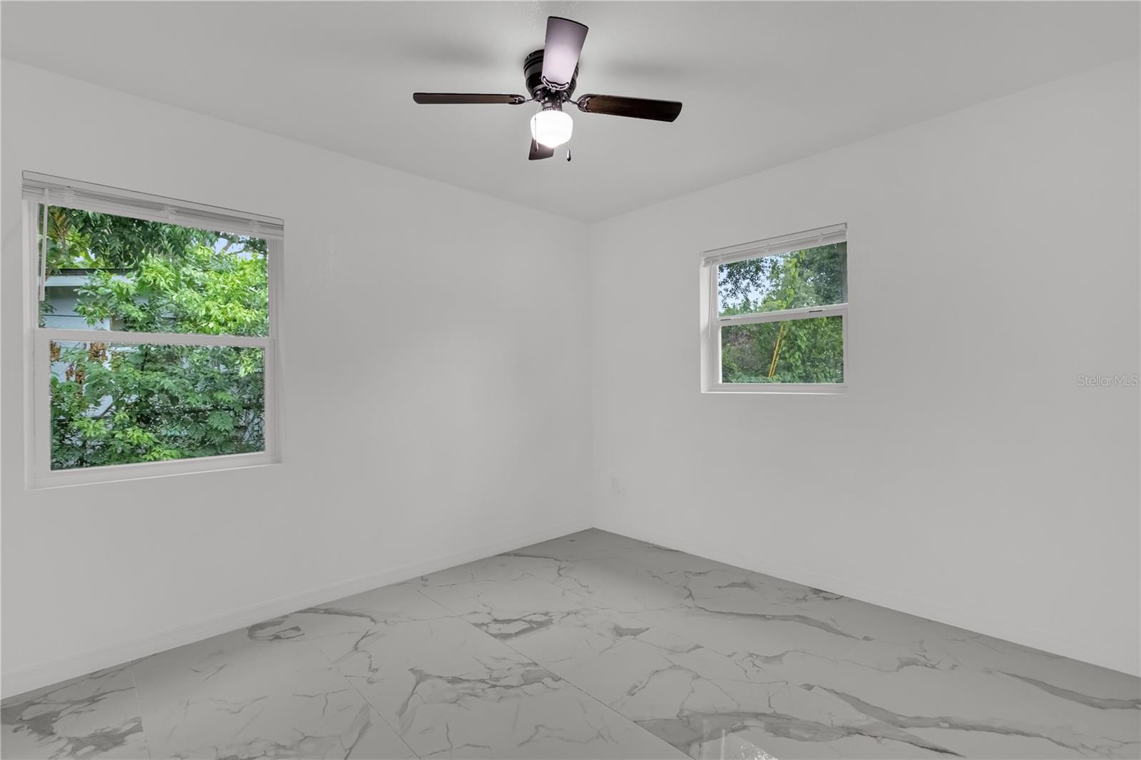 107 Ford Ave Property Photo 17