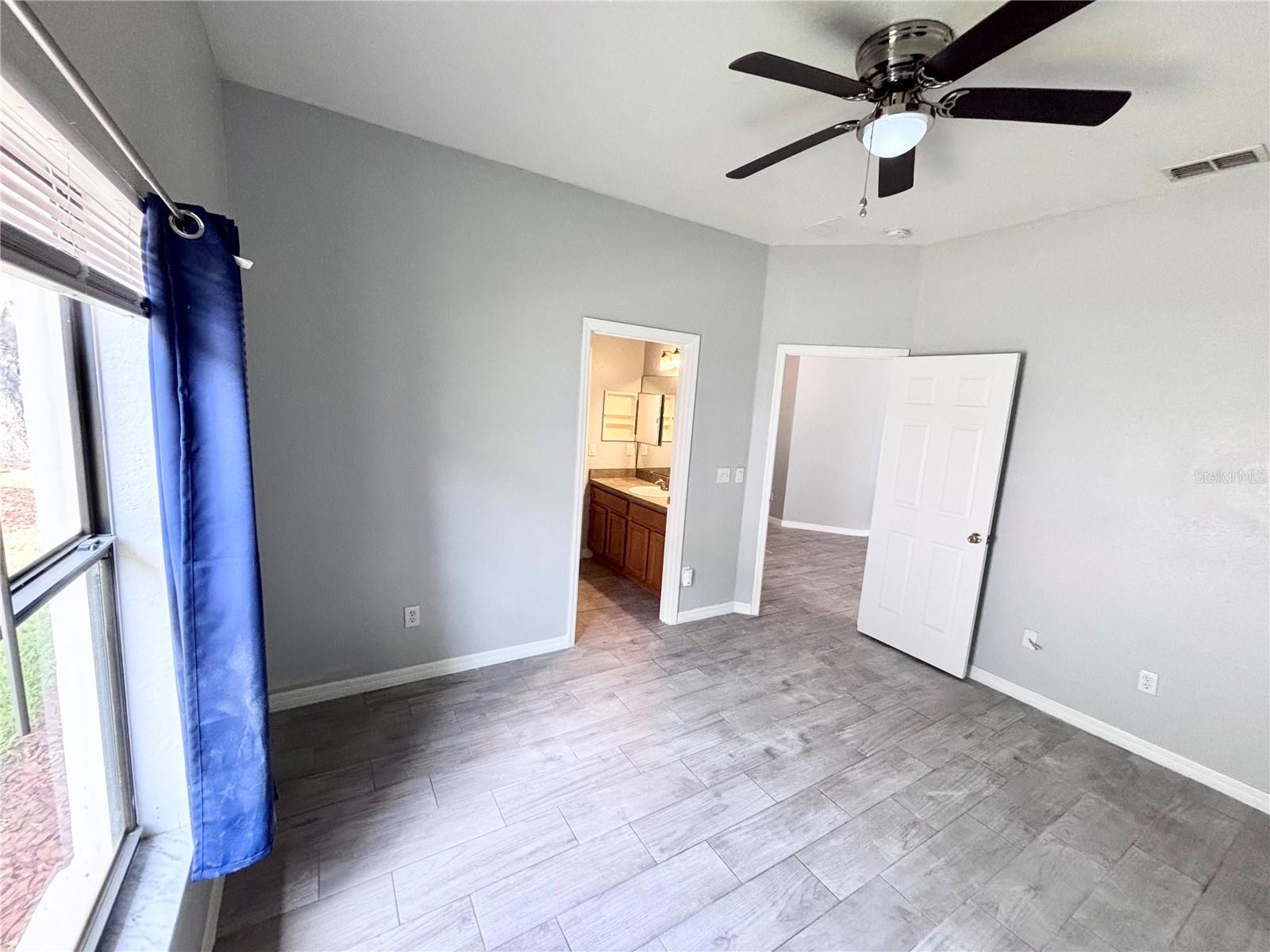 126 Sandy Point Way Property Photo 12