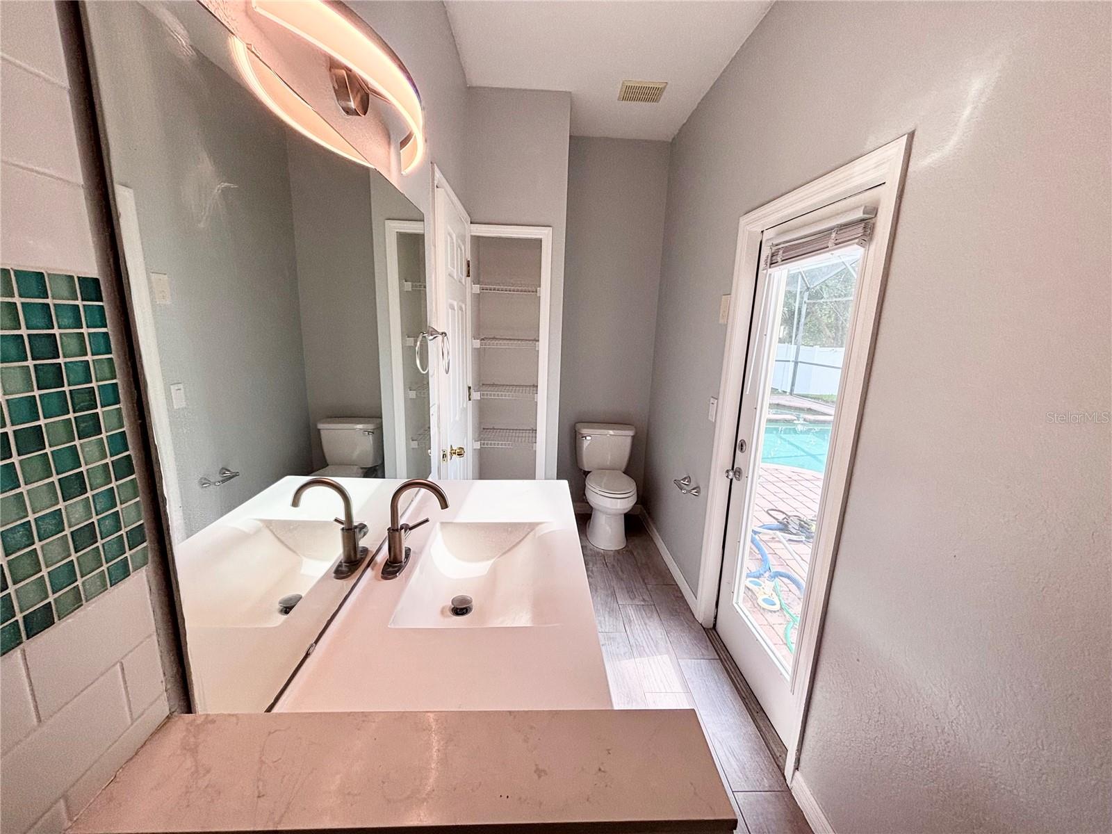 126 Sandy Point Way Property Photo 16