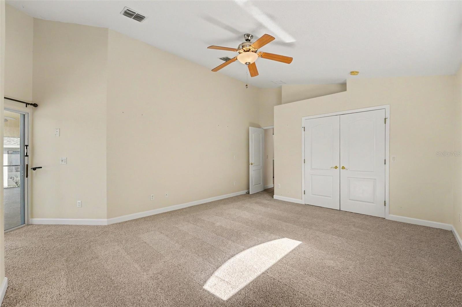 131 Old Bridge Cir Property Photo 13