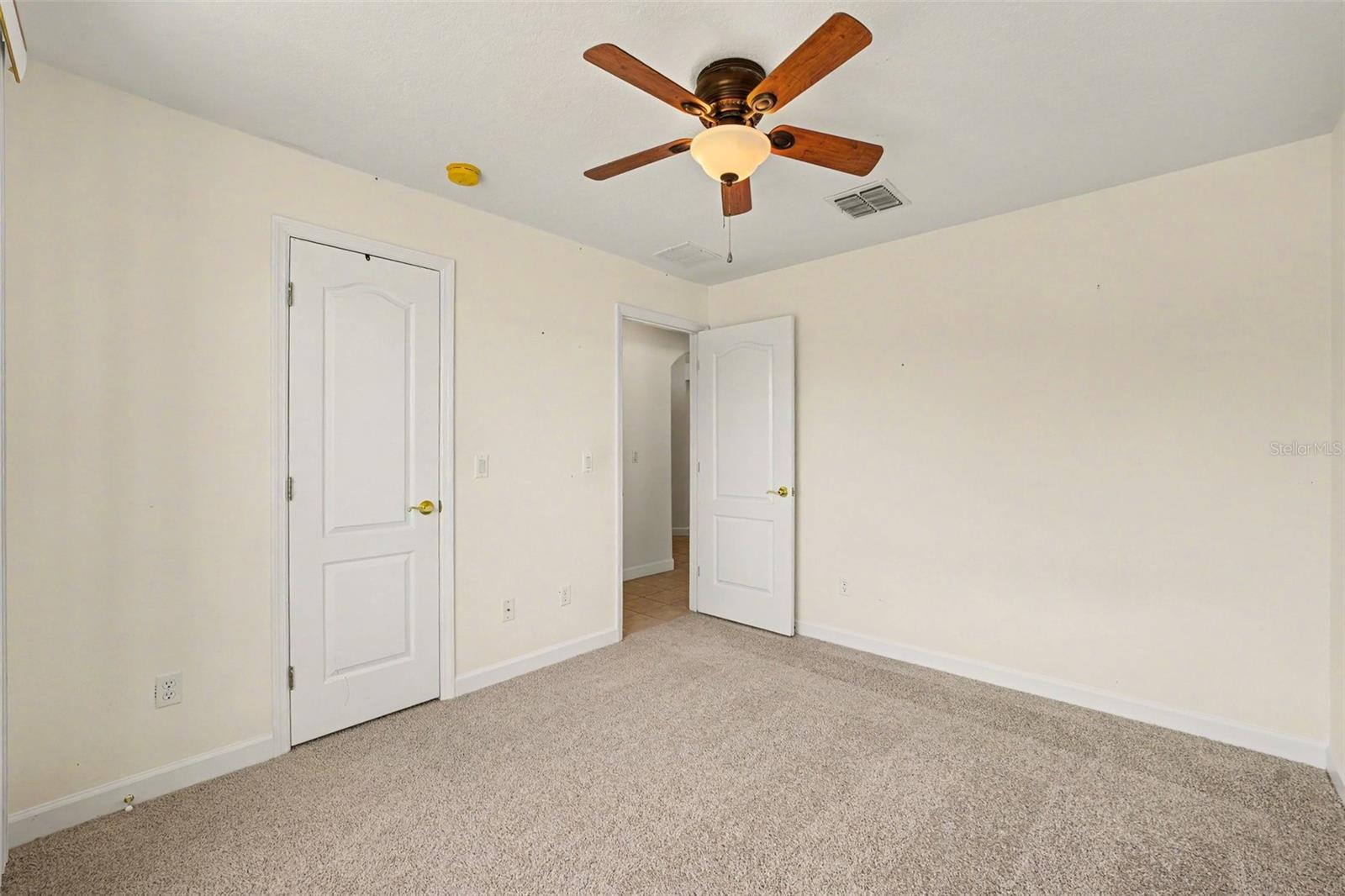 131 Old Bridge Cir Property Photo 25