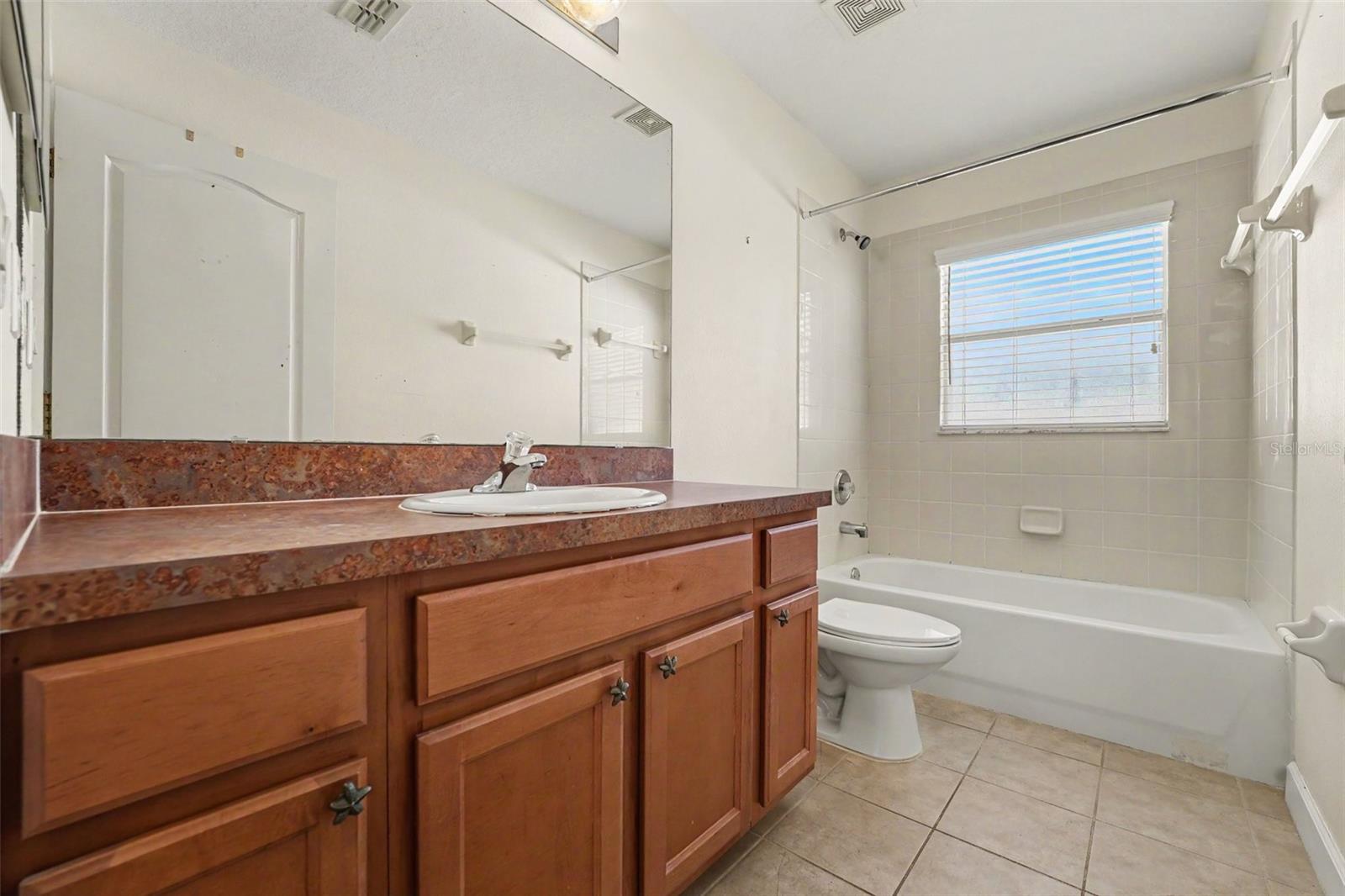 131 Old Bridge Cir Property Photo 26