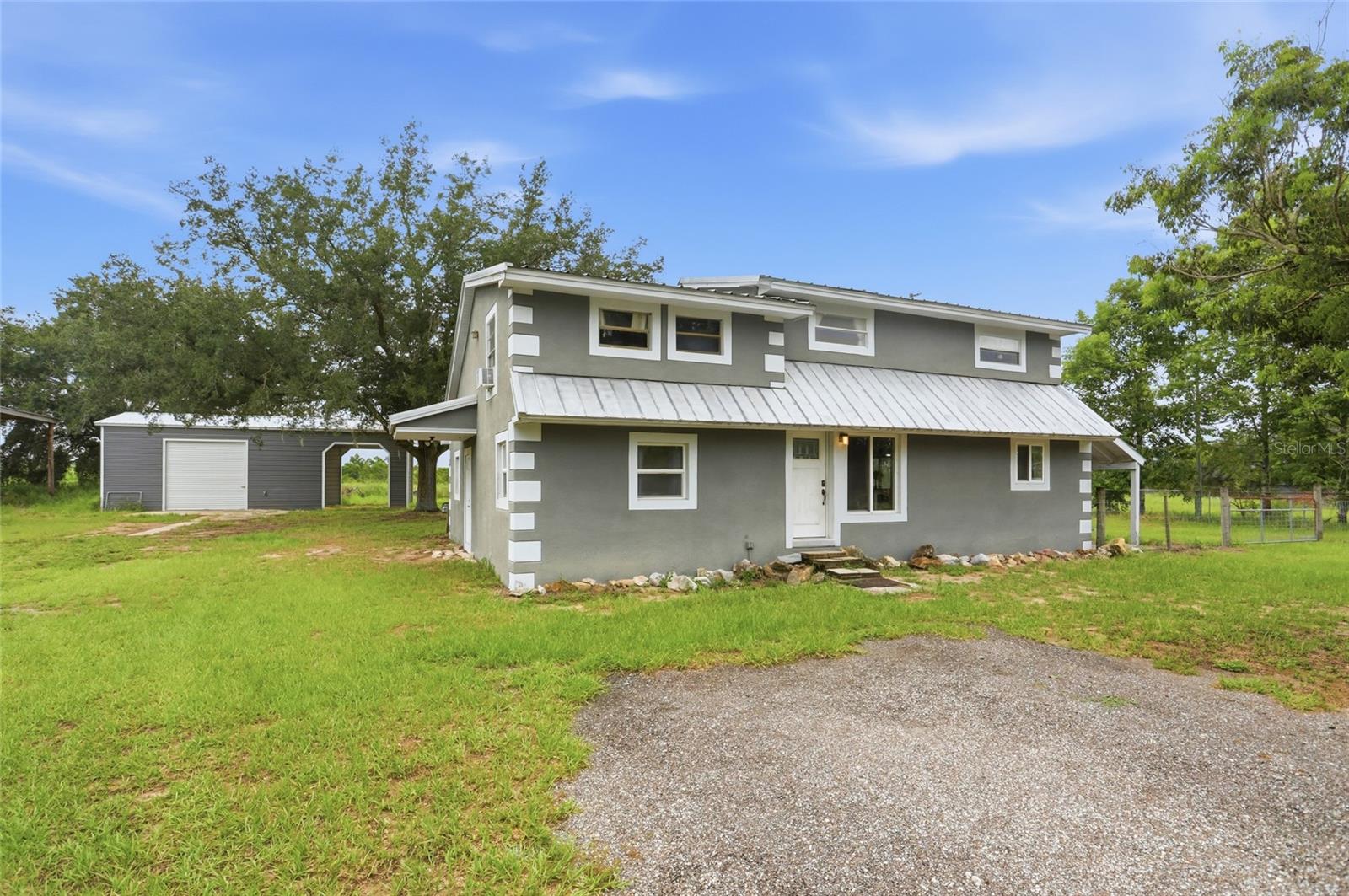 1518 Dickens Rd Property Photo 1