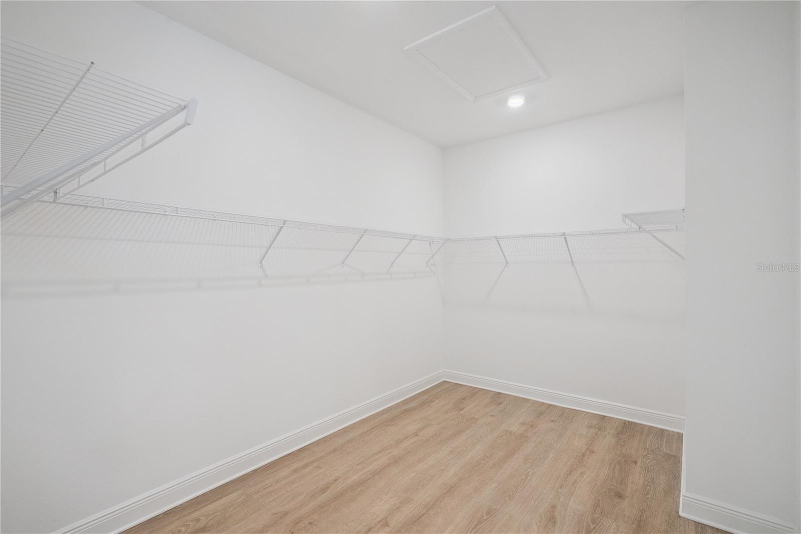 19307 Banfield Pl Property Photo 26