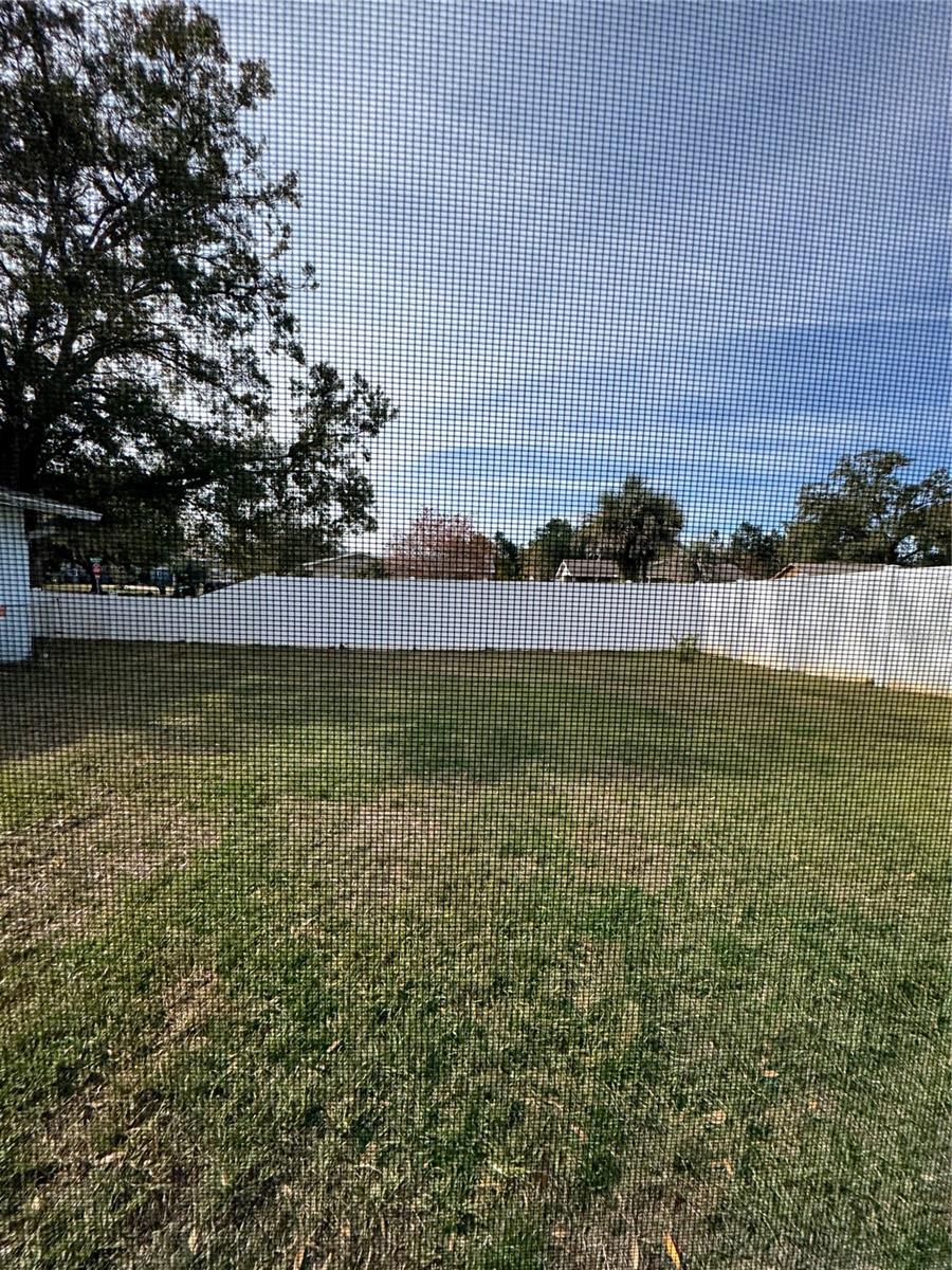 1221 Leeway Ave Property Photo 19