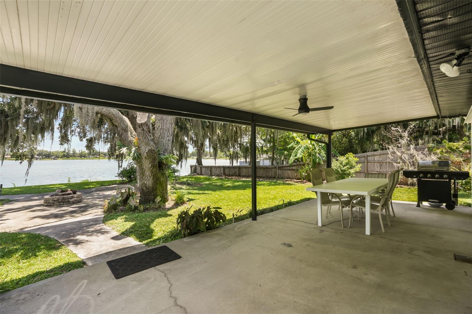 5497 Alandale Ct Property Photo 44
