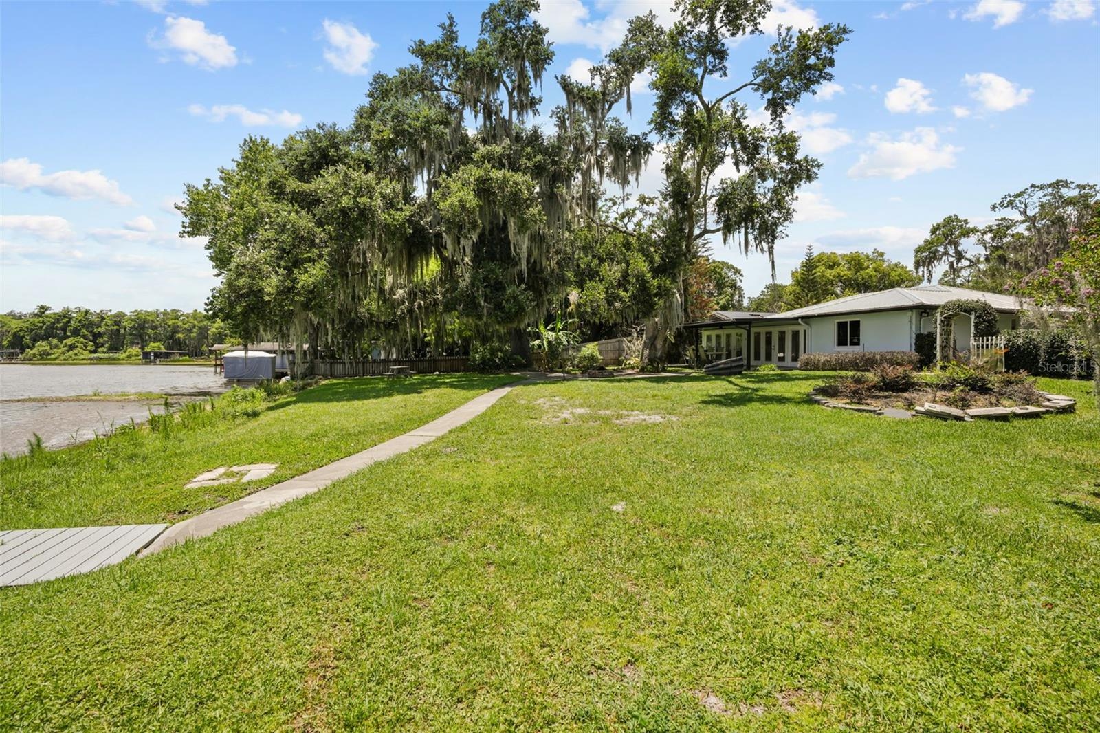 5497 Alandale Ct Property Photo 46