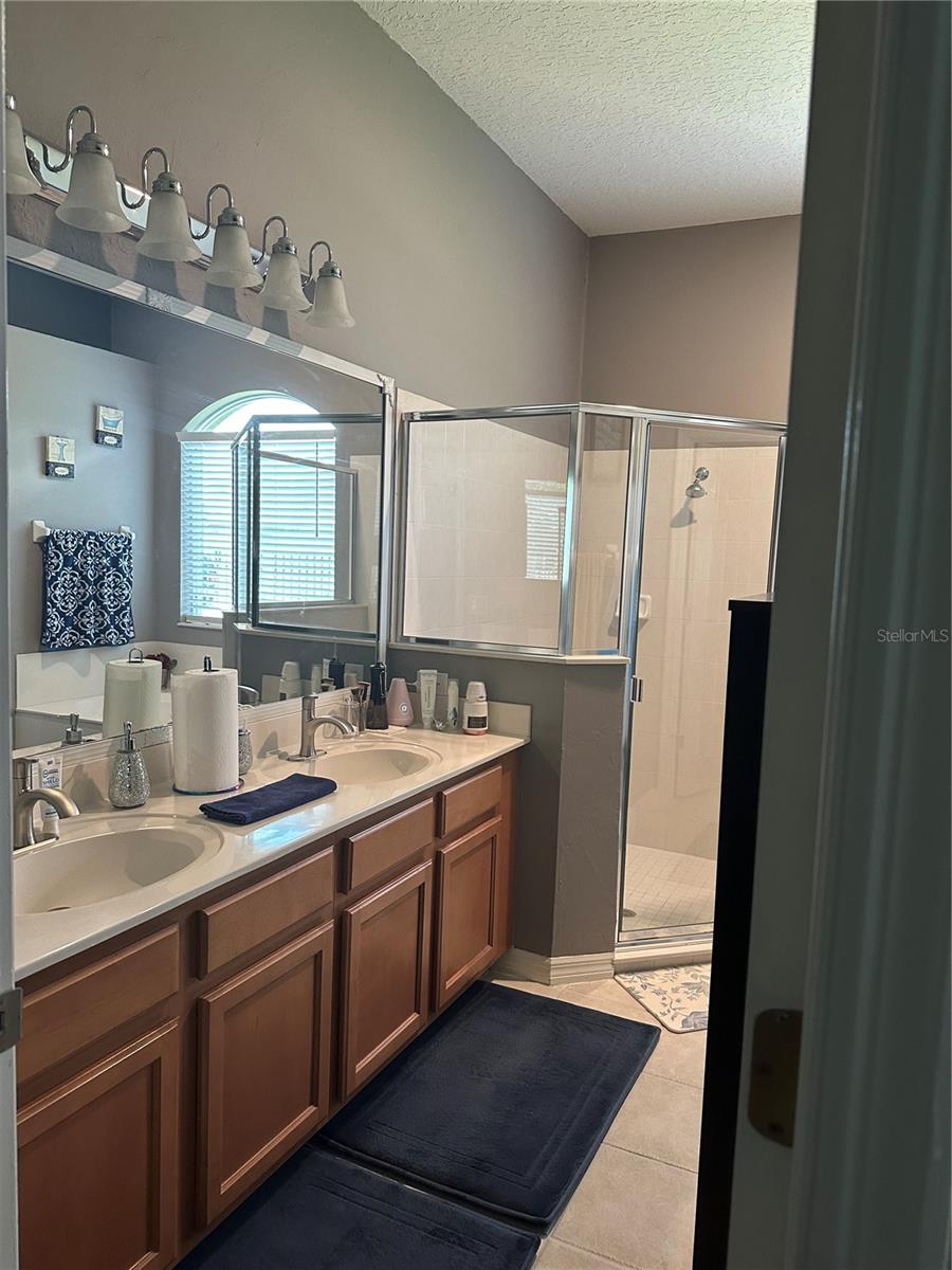 2500 Corbyton Ct Property Photo 14