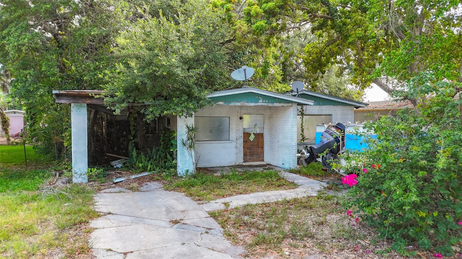 1679 24th St Property Photo 7