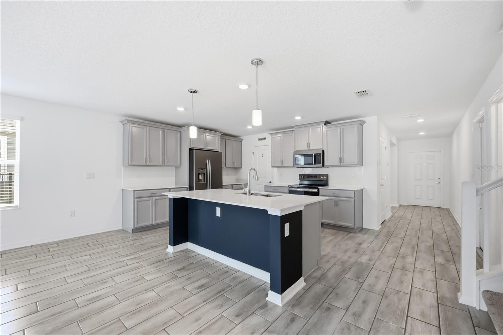 5215 Tanzanite Dr Property Photo 9