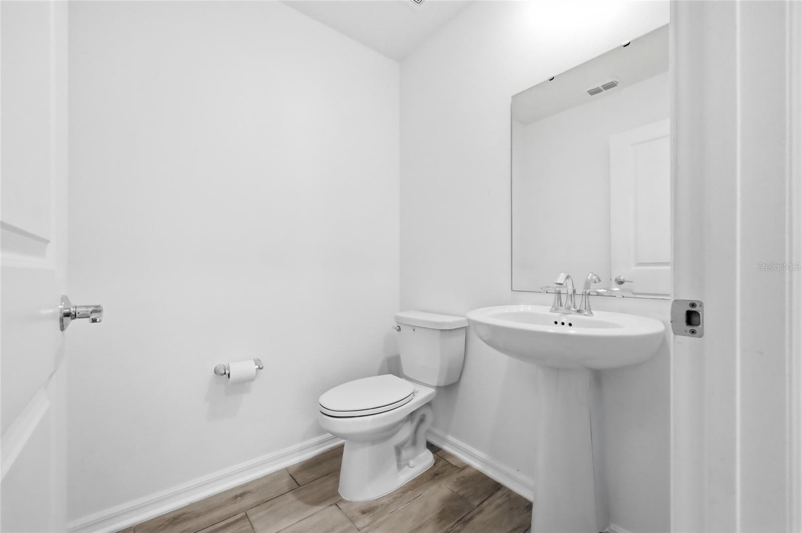 5215 Tanzanite Dr Property Photo 27
