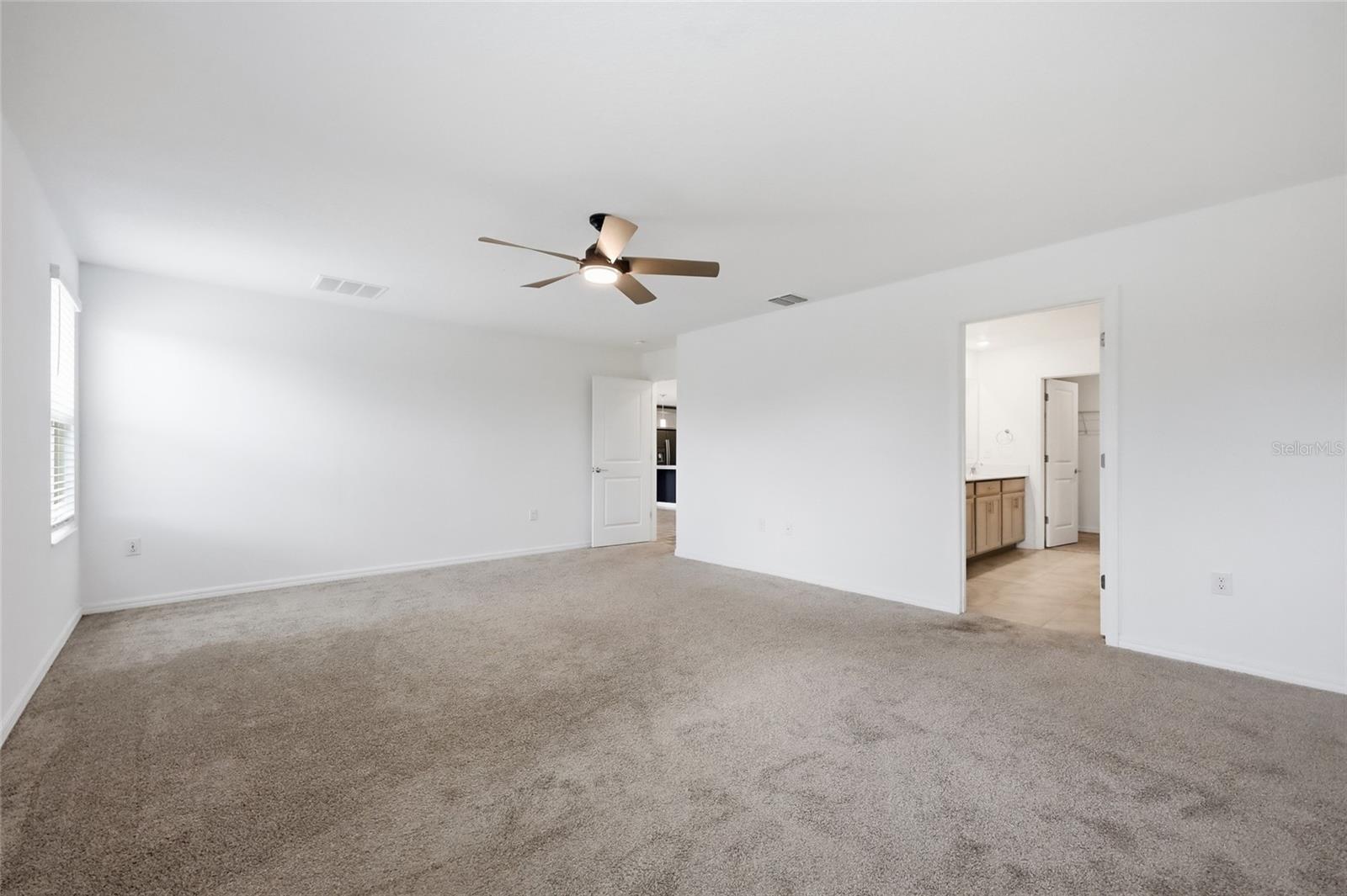 5215 Tanzanite Dr Property Photo 35
