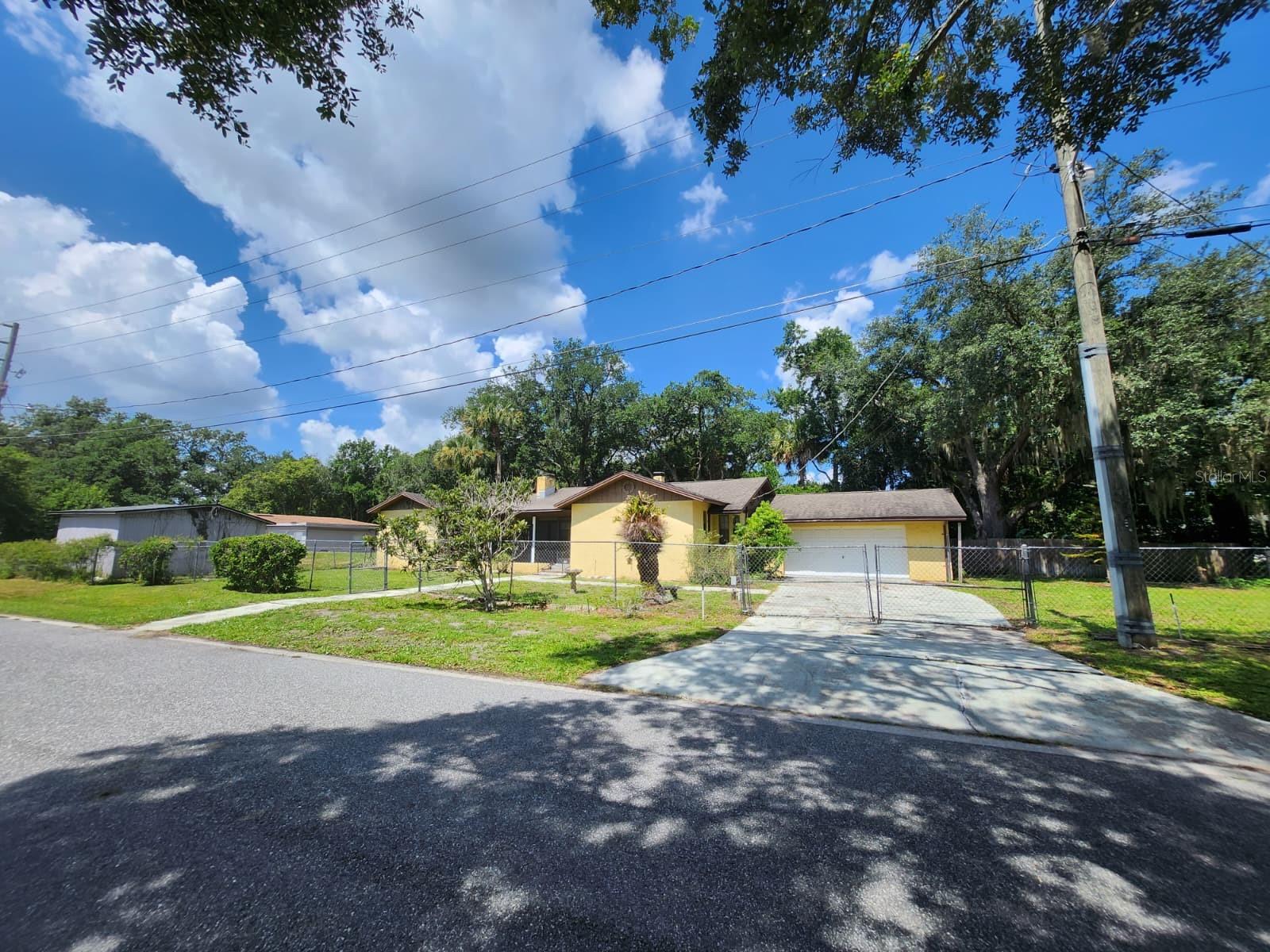 1840 Jerry Ave Property Photo 1