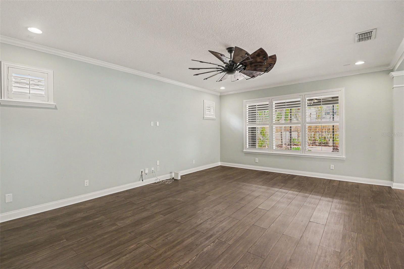 10651 Langefield St Property Photo 11