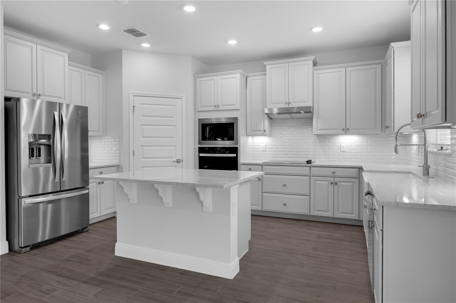 11821 Shine View Ln Property Photo 6