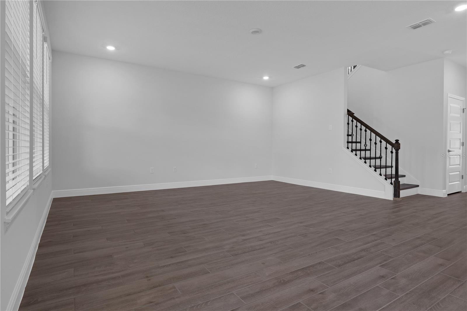 11821 Shine View Ln Property Photo 12
