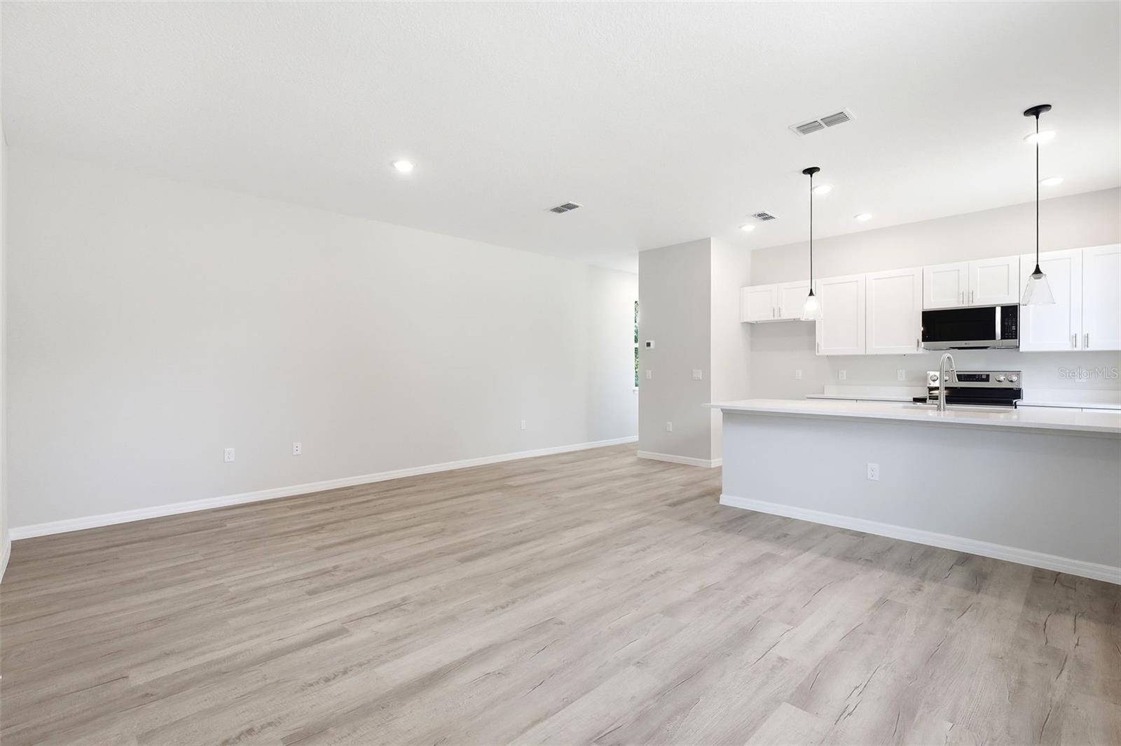 522 Palmetto St Property Photo 8