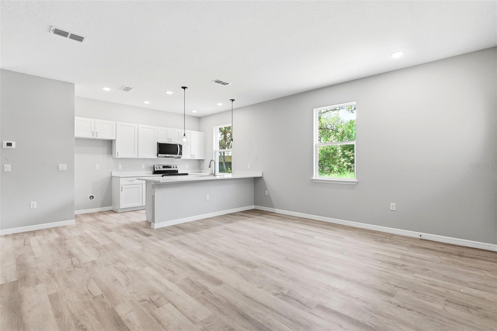 522 Palmetto St Property Photo 10