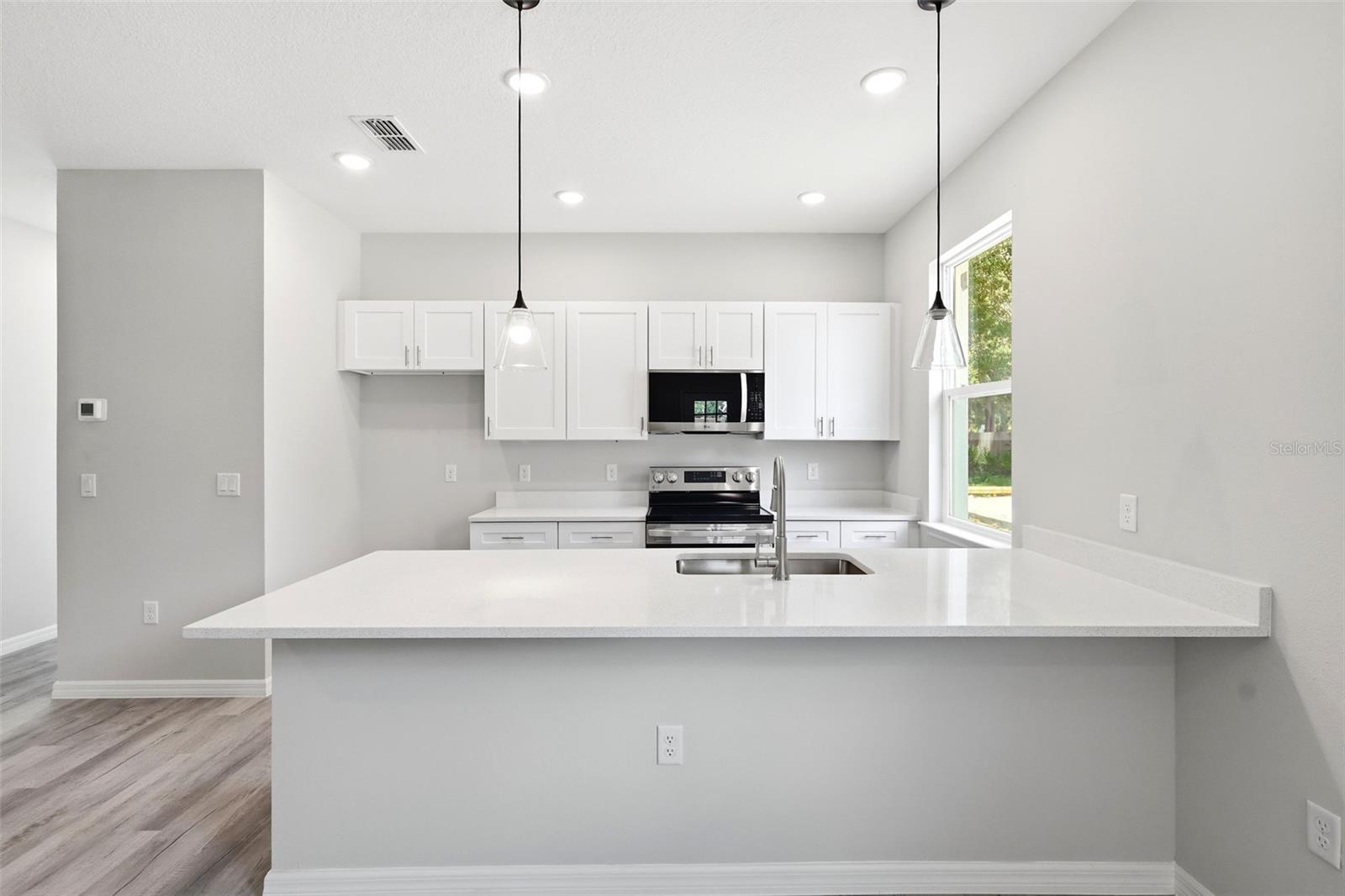 522 Palmetto St Property Photo 12
