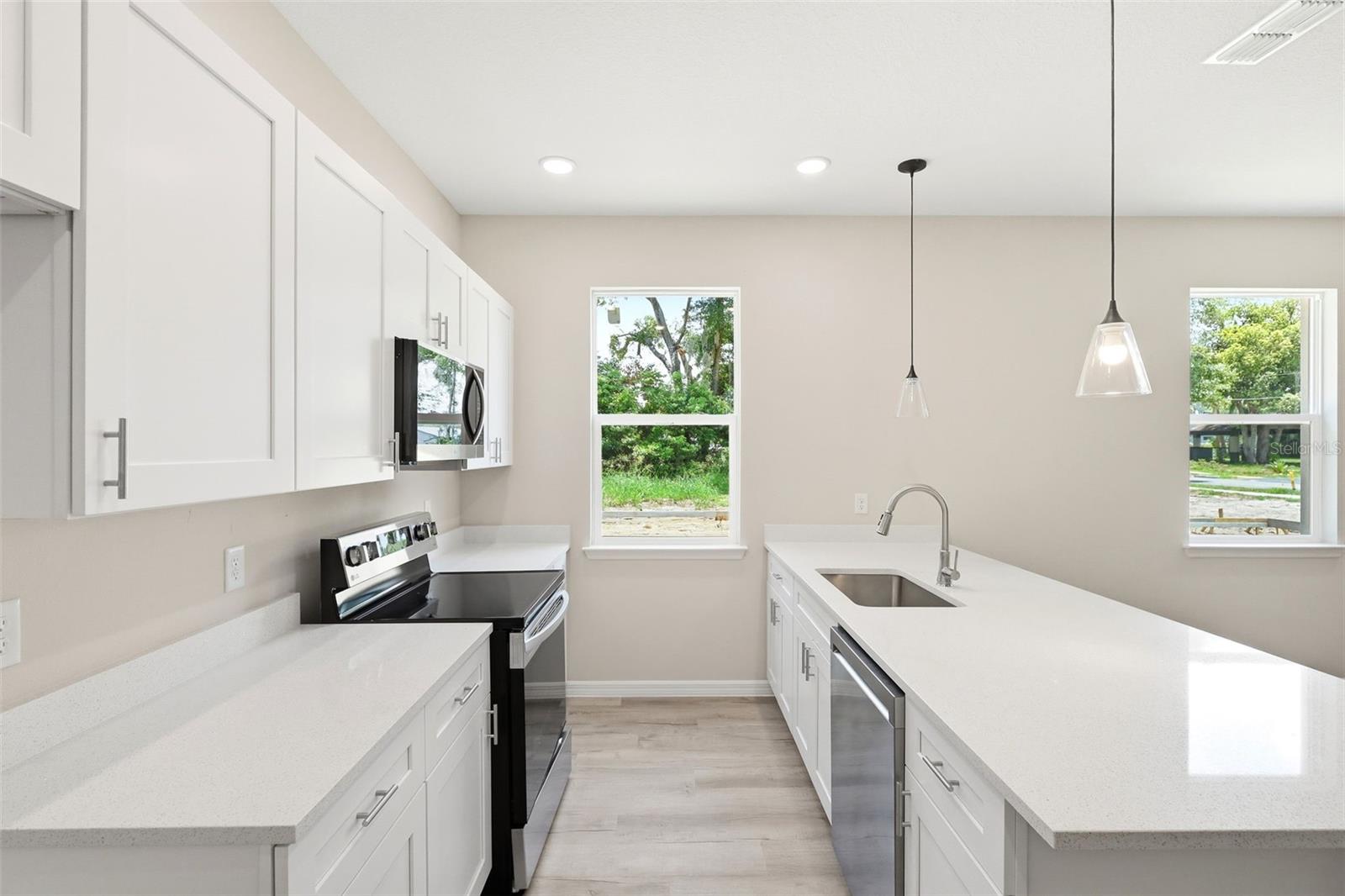 522 Palmetto St Property Photo 14