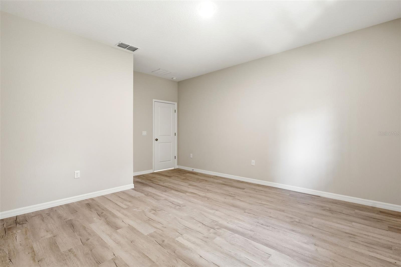 522 Palmetto St Property Photo 18