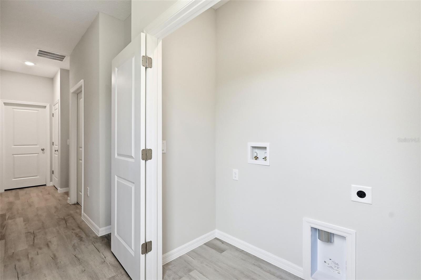 522 Palmetto St Property Photo 26