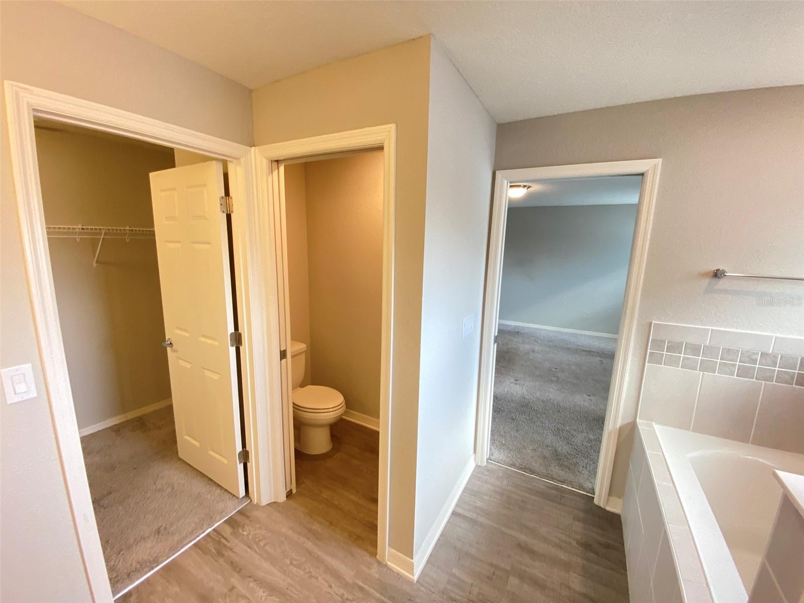 188 Foxtail Loop Property Photo 14