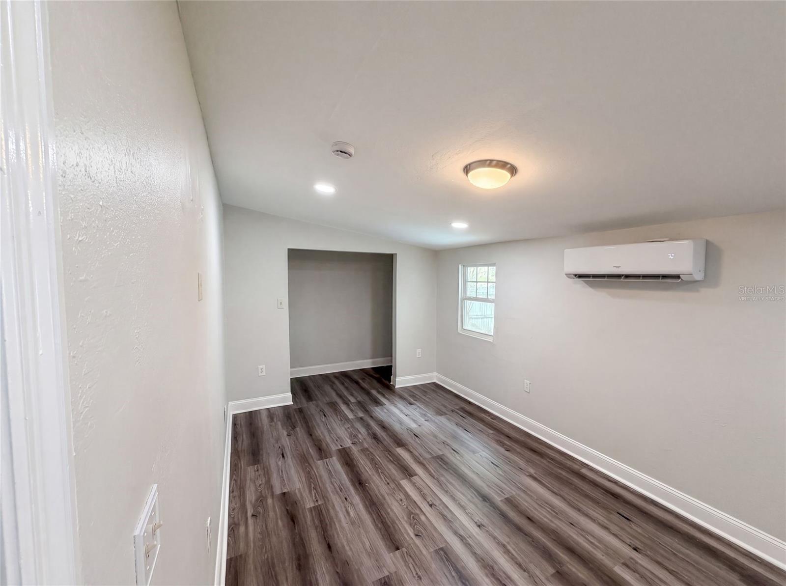 1502 Daroca Dr Property Photo 4