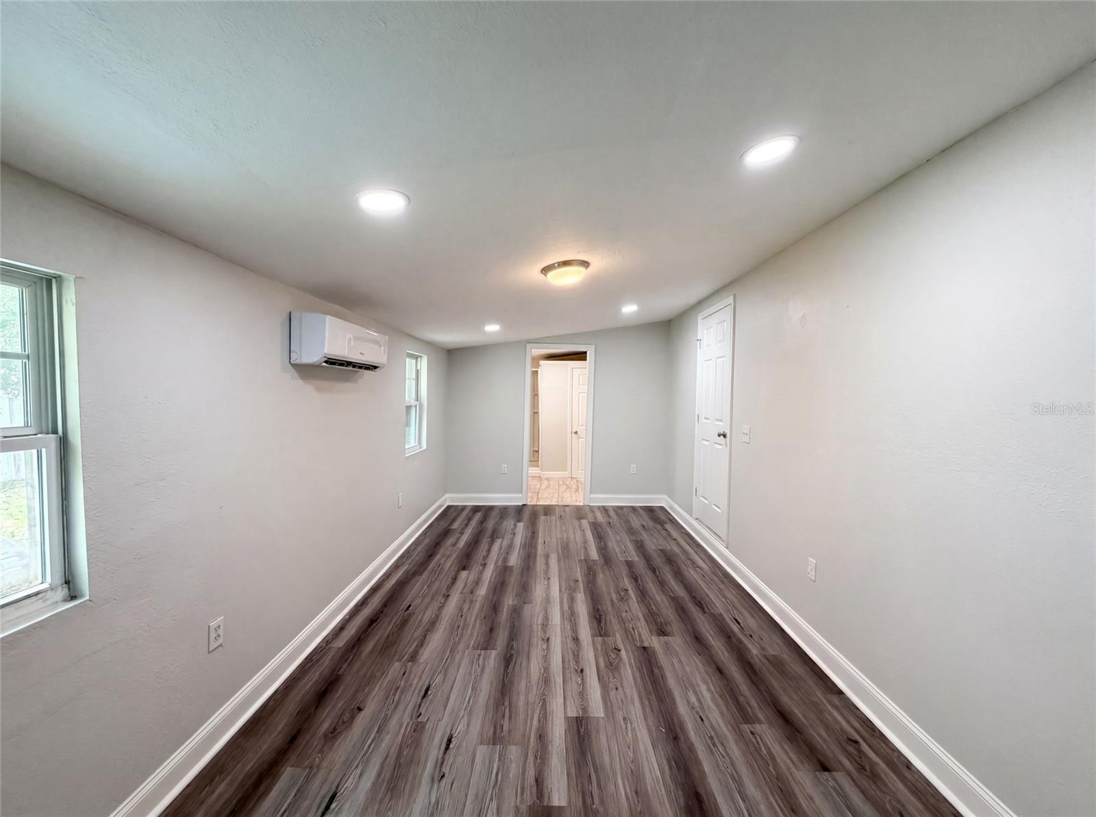 1502 Daroca Dr Property Photo 8