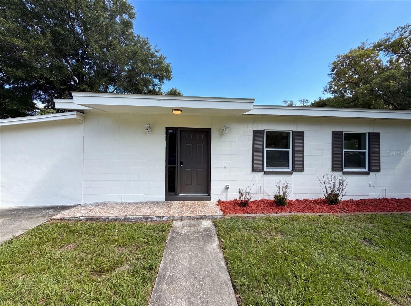 1502 Daroca Dr Property Photo 18
