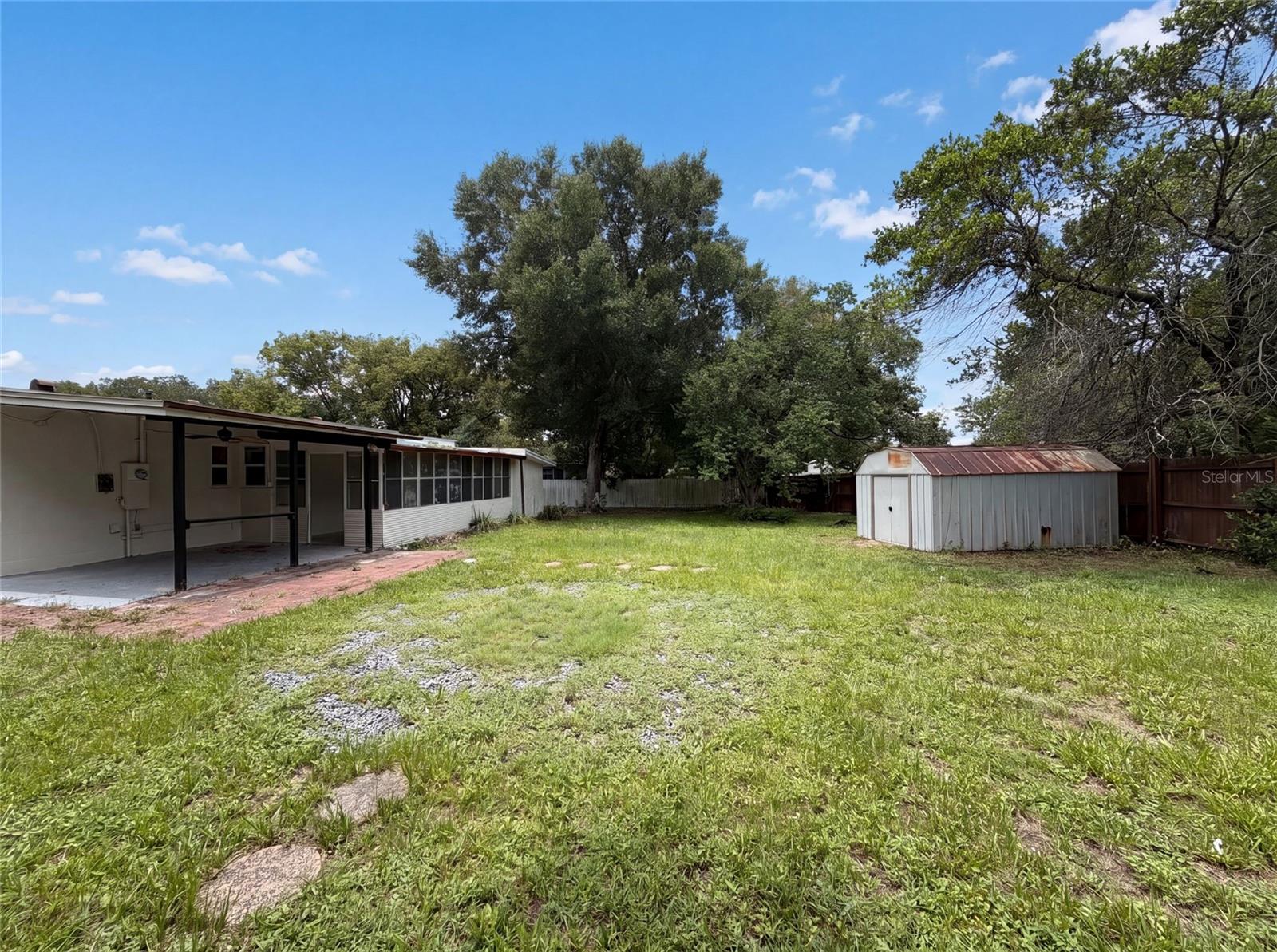 1502 Daroca Dr Property Photo 20