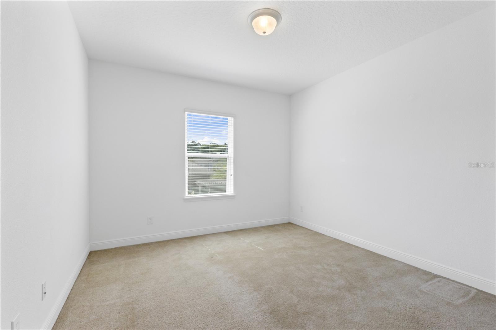 13153 Lessing Ave Property Photo 9