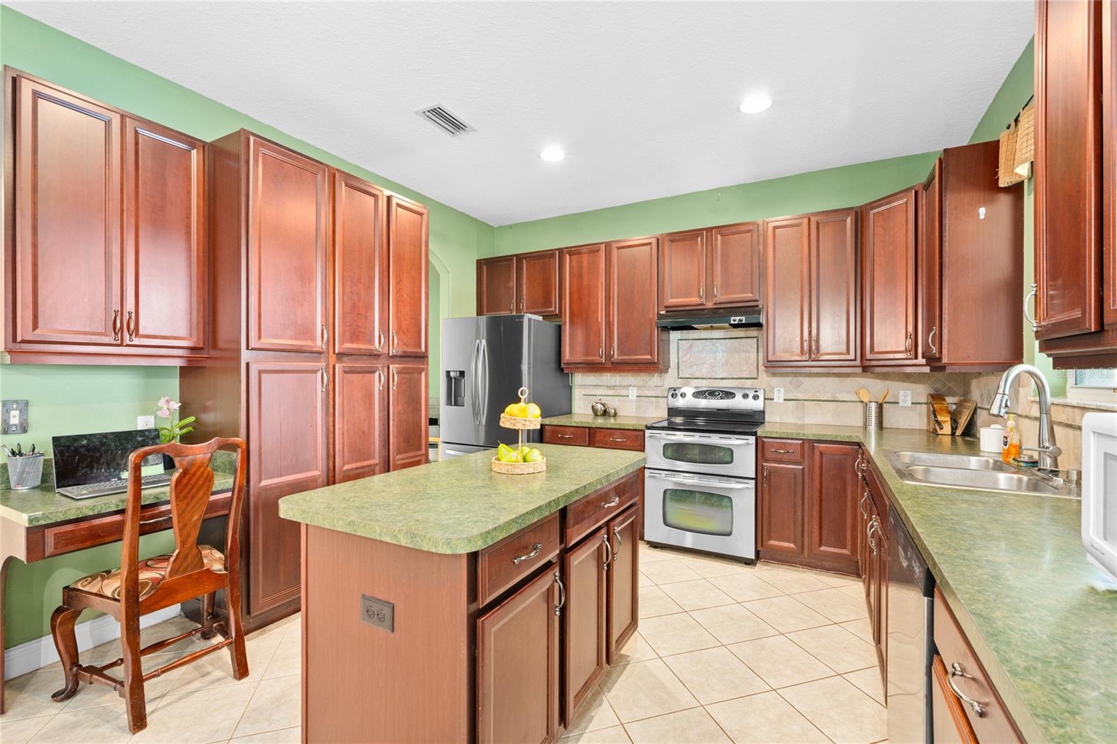 4930 Atwood Dr Property Photo 10