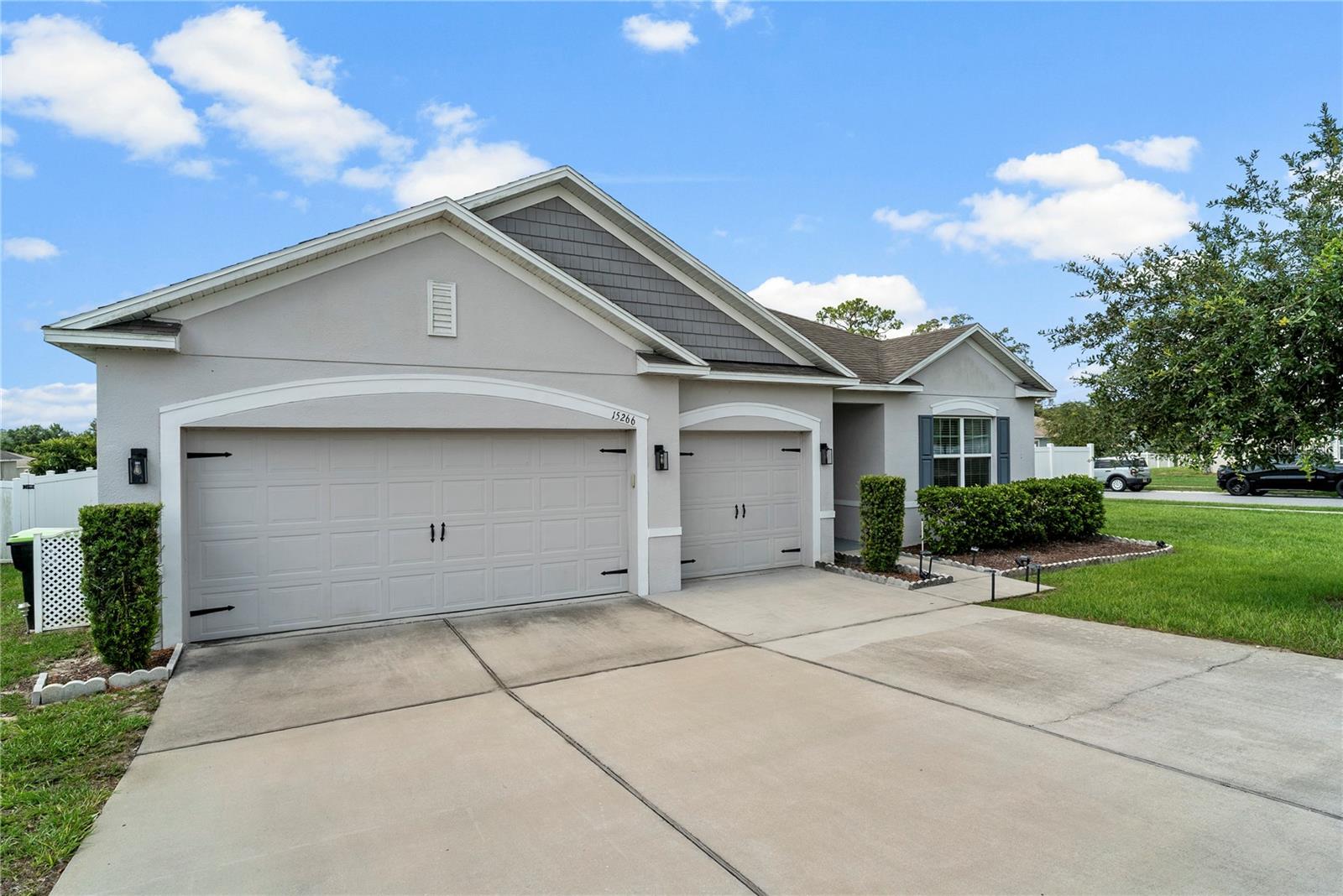 15266 Aquarius Way Property Photo 1