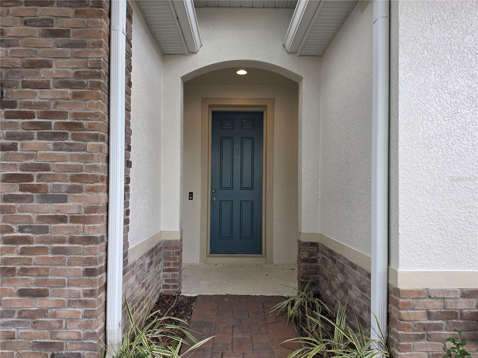 549 Bethesda Ct Property Photo 2
