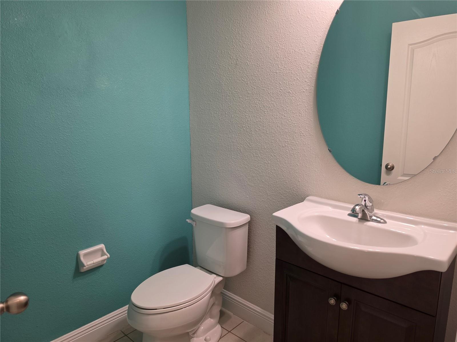 549 Bethesda Ct Property Photo 6