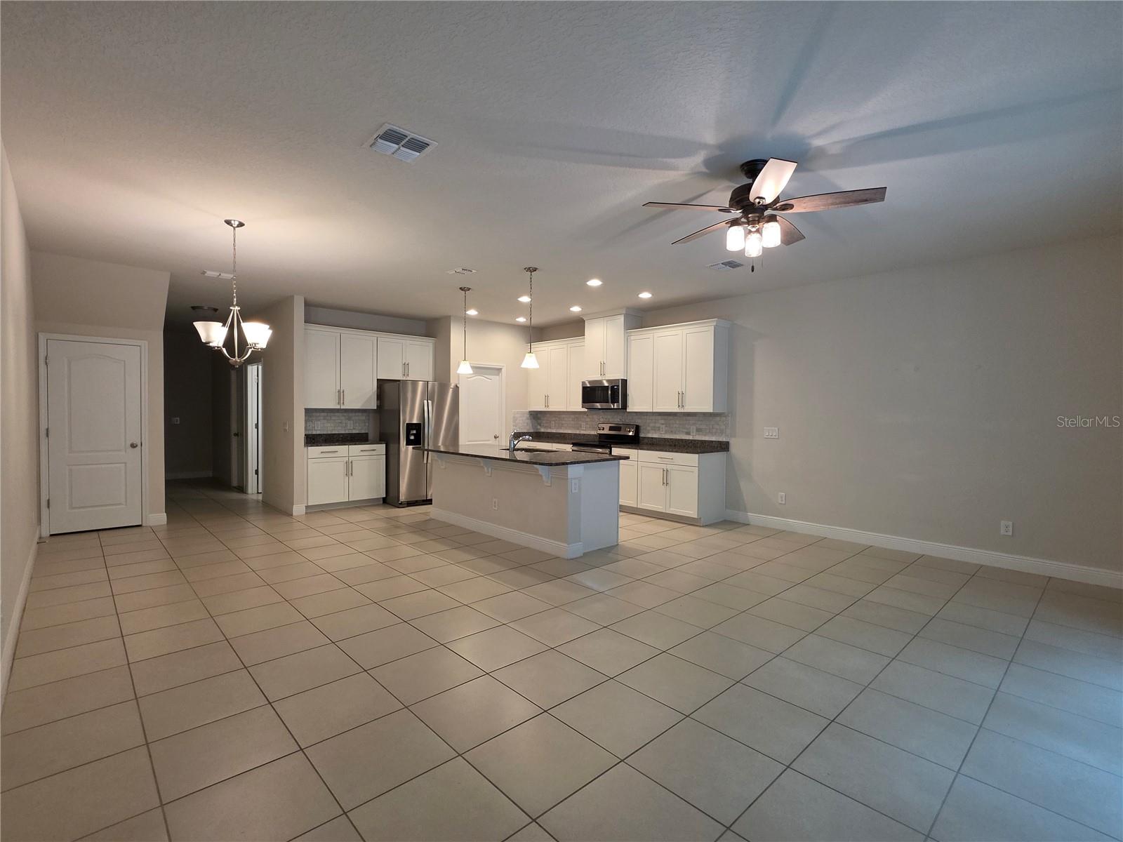 549 Bethesda Ct Property Photo 8